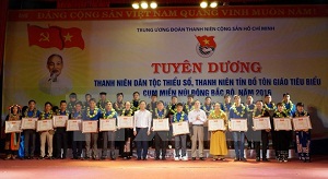 Typical ethnic and religious youth in Northeastern Vietnam honored