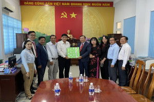 Religious committee in An Giang receives Vietnam Baptist Church