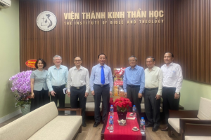 Government religious committee leader extends Easter greetings to Evangelical church of VN (South)