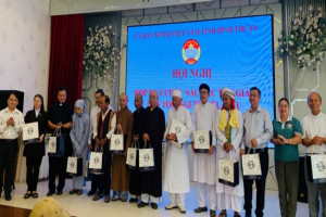 VFF in Binh Thuan holds pre-Tet meeting with ethnic & religious elites