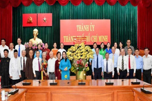 HCMC acknowledges contribution of people from every walk of life