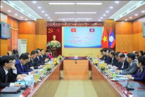 Vietnam Ministry of Home Affairs holds talks with Lao Front for National Construction