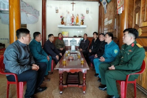 Catholic youth in Ha Tinh ready for joining military service