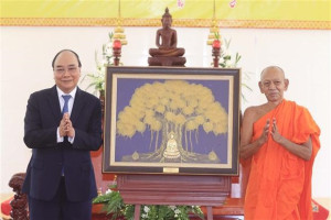 President extends New Year wishes to Khmer community at Khmer Theravada Buddhist Institute