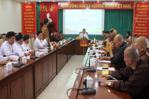 VFF in Lam Dong holds exchange meeting with local Buddhist & Caodai dignitaries