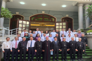 President Võ Văn Thưởng pays visit to Catholic Bishops' Conference of Vietnam