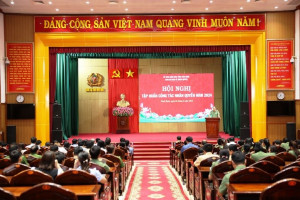 Government Religious Committee official delivers key speech at training human right training  in Ninh Binh