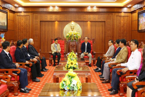 Priests of Kon Tum Diocese extend pre-Tet visits to provincial authorities in Gia Lai