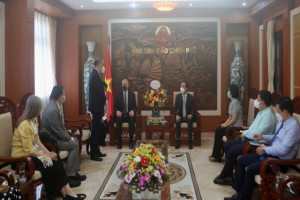 Government religious committee receives LDS delegation