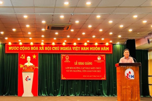 Religious affairs training in Quang Ngai, Ben Tre