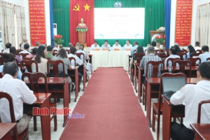 Dong Xoai city in Binh Phuoc holds exchange meeting with religious dignitaries