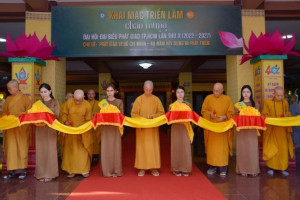 Photo exhibition on Buddhism opens in Ho Chi Minh city