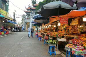 Tay Ho Temple reopened to tourists