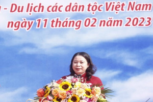 Acting President Võ Thị Ánh Xuân attends spring festival of ethnic groups 2023