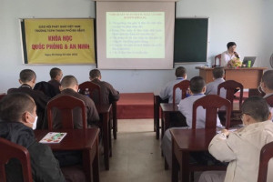 Training on defense and security knowledge for student monks and nuns in Da Nang