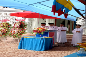 Caodai parish in Tra Vinh inaugurates Divine Eye worshipping symbol