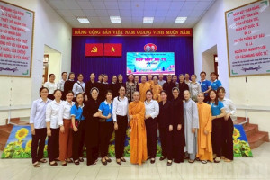 Women Union in Ho Chi Minh City meets with religious nuns in district
