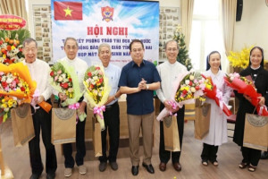 Catholic solidarity committee in Dong Nai reviews patriotic emulation movement