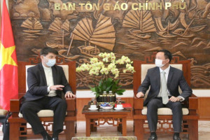  Government Religious Committee leader receives the Vatican's non-resident special envoy to Vietnam