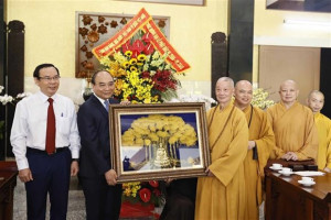 President, VFF leader congratulate Buddhists on Lord Buddha’s birthday