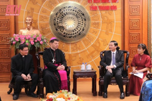 Thanh Hoa provincial leader receives Vatican’ Non-residential Representative for Vietnam