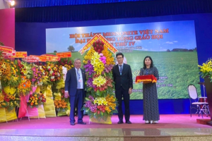GCRA official extends congratulations to 4th general assembly of Vietnam Mennonite Church 