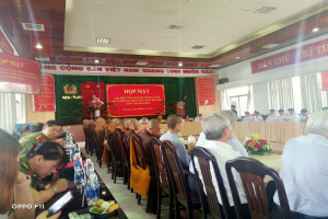 Authorities of Tien Giang hold meeting with local religious dignitaries