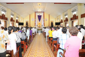 My Tho diocese holds Chrism mass