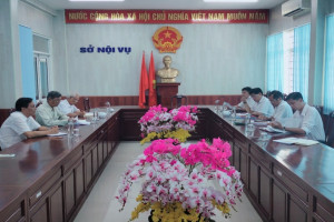 Religious Committee in An Giang meets with Hoa Hao Buddhist Church