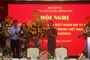 Government Religious Committee holds gathering on 97th anniversary of Vietnam Revolutionary Press Day