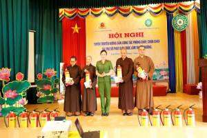 Training on fire prevention, fighting & rescue for Buddhist monastics held in Nam Dinh