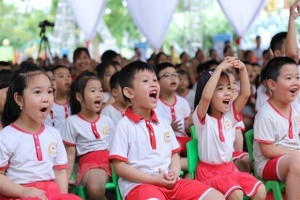 Vietnam striving to teach human rights at all-level educational institutes by 2025