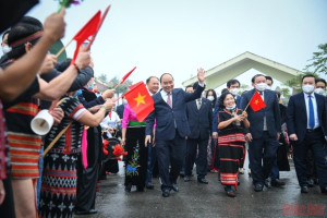 President Nguyễn Xuân Phúc attended spring festival of ethnic groups in 2022