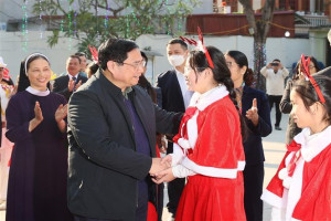 PM extends Christmas greetings to Catholics in Bac Giang