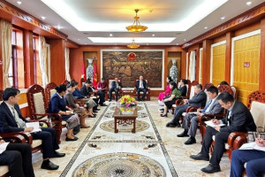Government Religious Committee official receives delegation of Lao NA’s Ethnic Affairs Committee