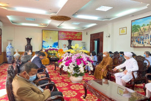 Religious organizations in Gia Lai extend Tet greetings to local authorities