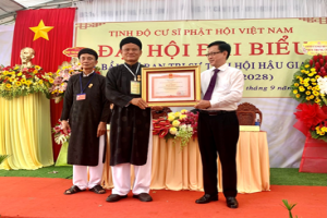 Government religious committee official extends congratulation to 4th congress of Pure-Land Buddhist Association in Hau Giang