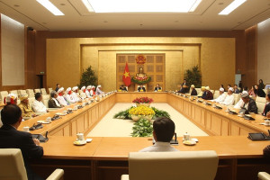Deputy Prime Minister Trần Lưu Quang receives religious delegation of Cham ethnic community from Ninh Thuan