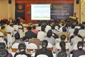 Disseminating laws on religion to key Protestants in Gia Lai