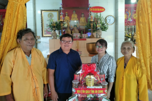 Religious committee in An Giang congratulates Hieu Nghia Ta Lon Buddhism on founding anniversary