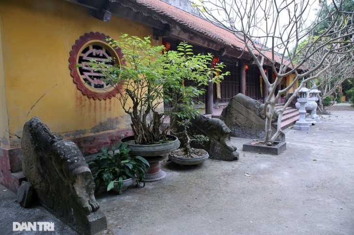 heritage of massive stone sculpture at huong lang pagoda - 10
