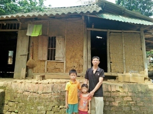 http://caritasvietnam.org/datafiles/img_data/images/90329-xay-nha-4.jpg